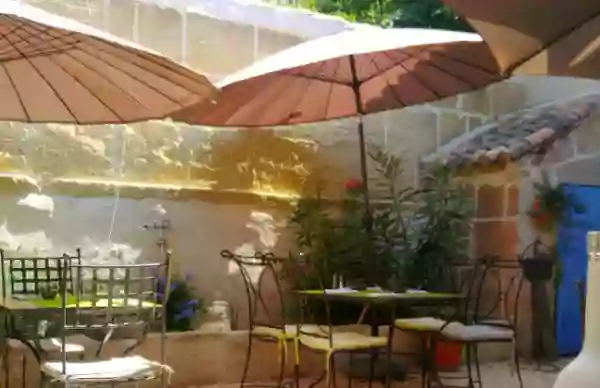 Le Restaurant - Le Bel Oustau - Fontvieille - Restaurant a Fontvieille